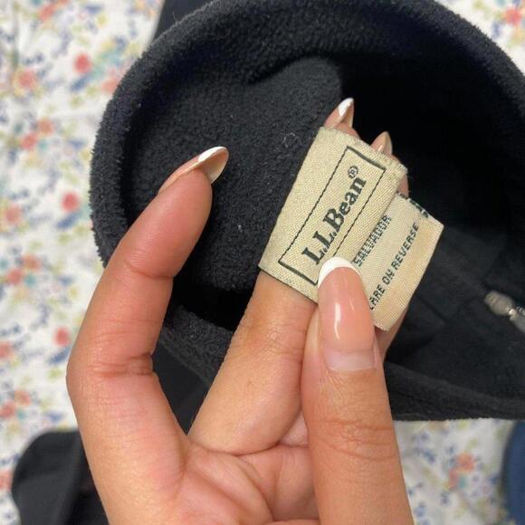 L.L.Bean Women's Black Jacket - Picture 6 of 6